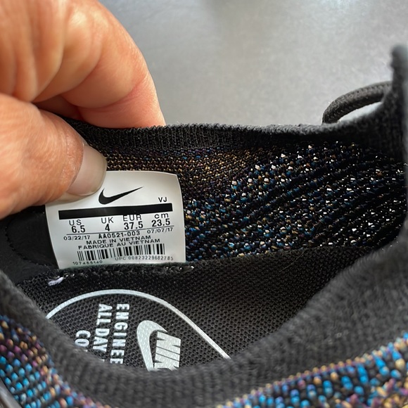 Nike air all day shoe new size 6.5 women mesh style material for comfort . - Picture 8 of 8